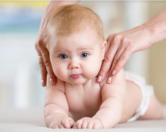 خصوصیات رفتاری یک پرستار کودک 