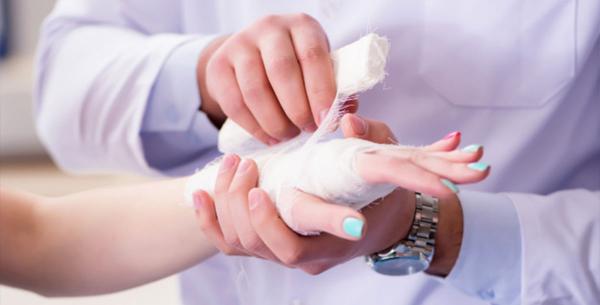 عرضه خدمات مراقبت بیمار در منزل