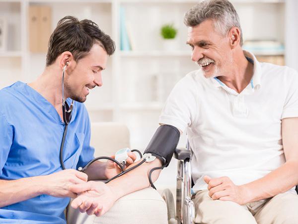 مرکز خدمات پرستار مراقبت از بیمار