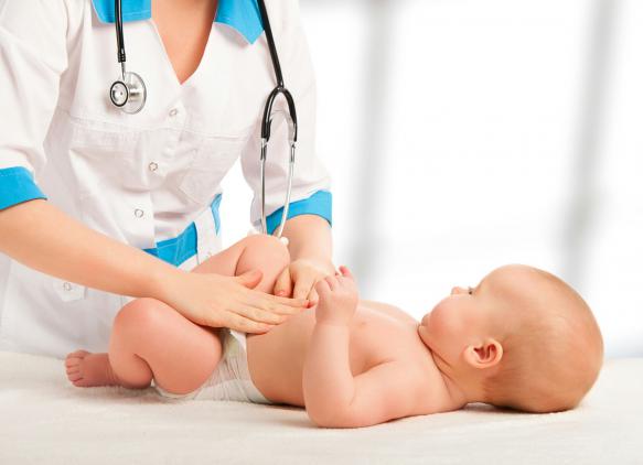 عرضه خدمات پرستار نگهداری کودک