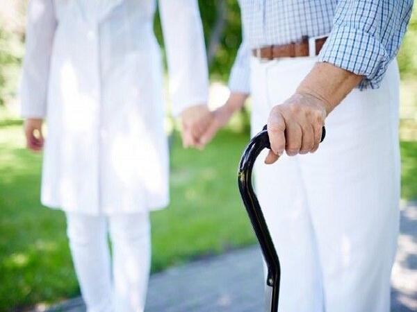 دفتر خدمات پرستار نگهداری سالمند