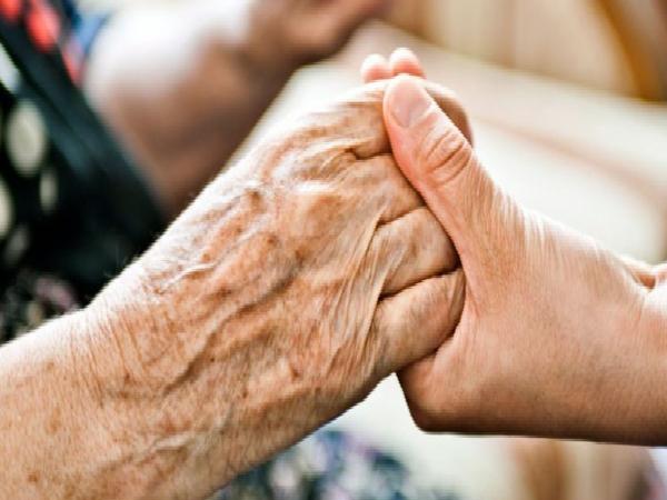 قوانین اعزام پرستار نگهداری سالمند