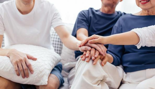عرضه خدمات اعزام پرستار منزل