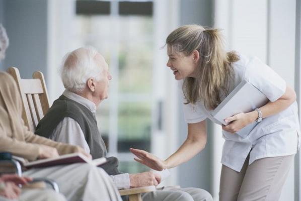 دفتر ارائه پرستار سالمند ارزان
